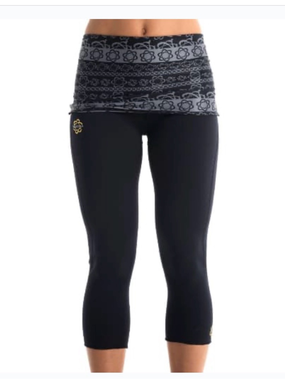 Zaggora Hot Pant Capris - M